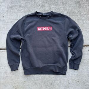 Nike Black Long Sleeve Tee with Iconic Design